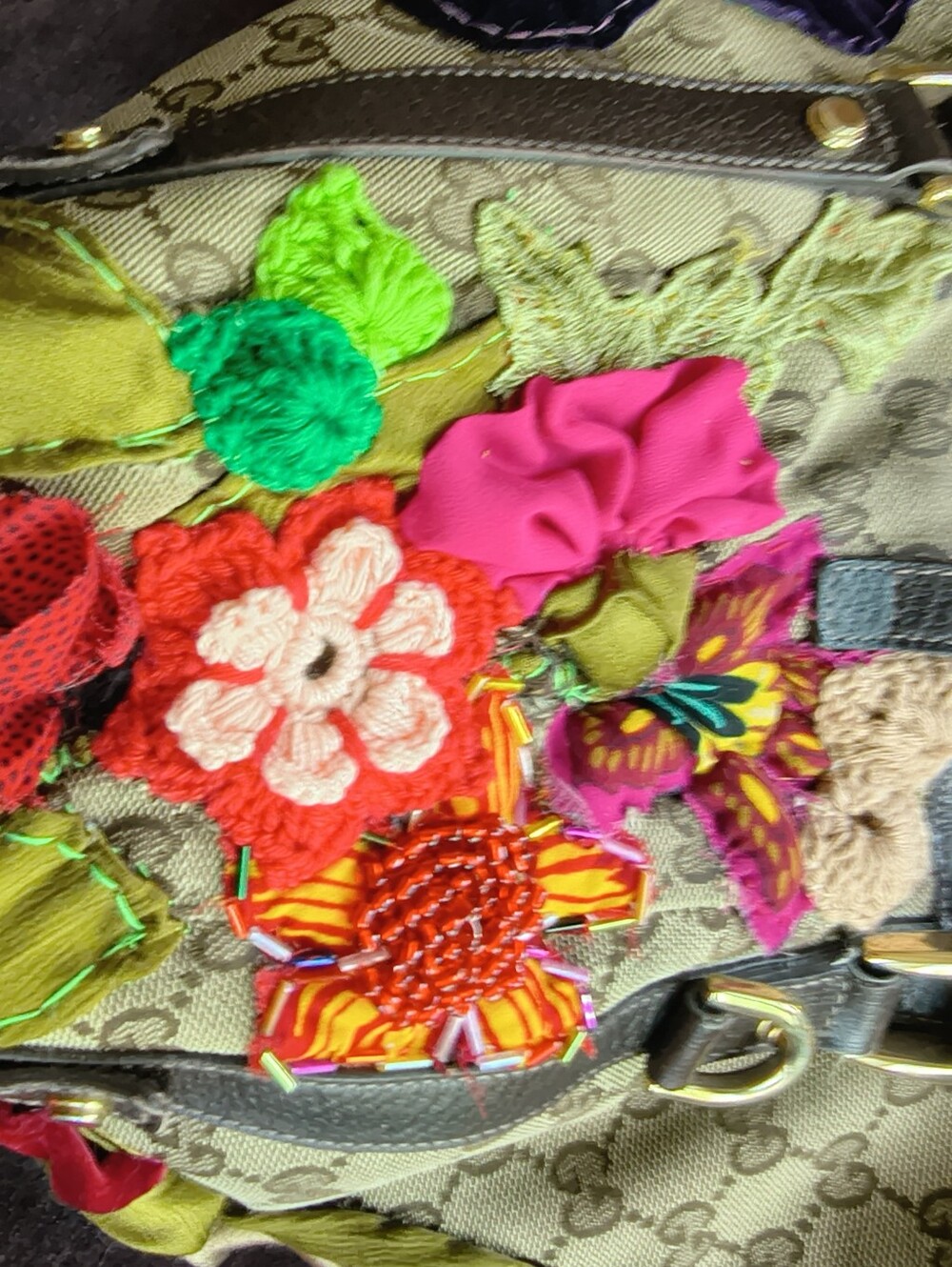 Authentic Gucci GG Canvas Floral Appliqué Tote – One of a Kind Upcycled Art Bag - Picture 15 of 16